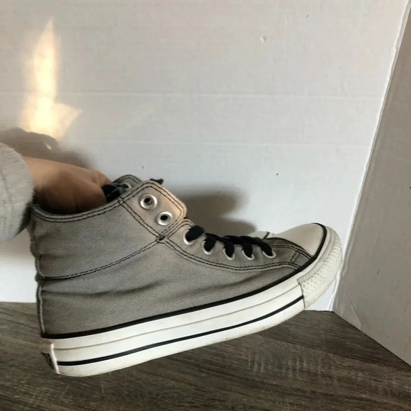 Unisex  Hightop Converse - Picture 9 of 9